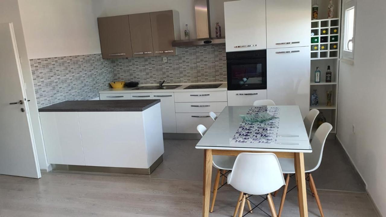 Put Dionica 12 Apartman Trogir Exterior foto